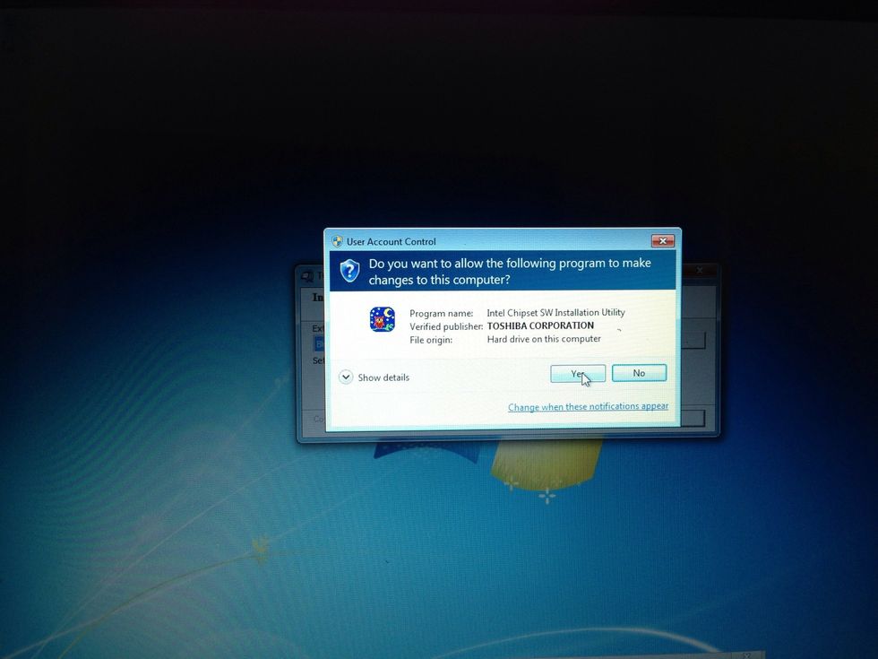Click yes to allow the program to make changes to your pc. Make sure the driver source is trusted. That's why I always download drivers from the manufacturer's site.