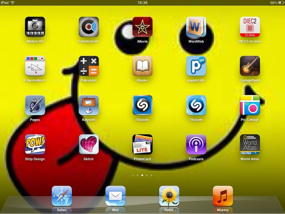 Cliqueu a l'aplicaci\u00f3 PicCollage