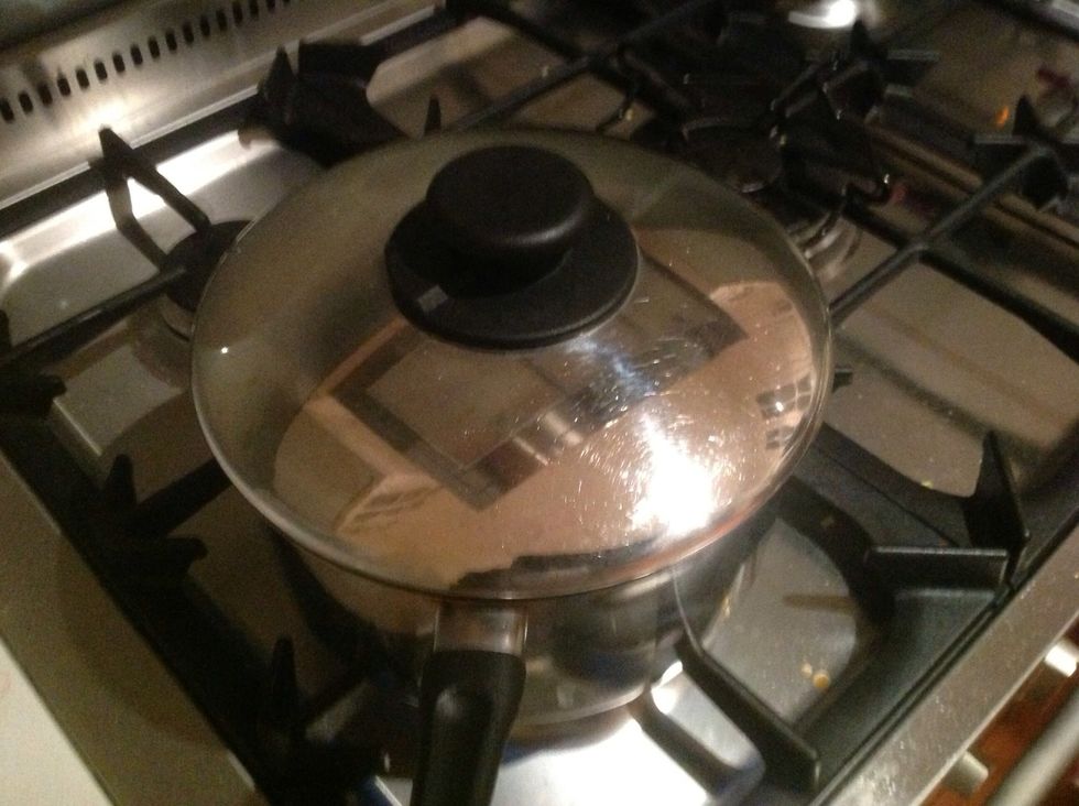 Close lid and leave for 5 min