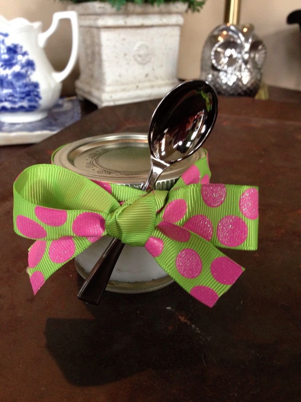 Close the lid tightly. These make great gifts. If giving it as a gift, tie with a ribbon and attach a small spoon.