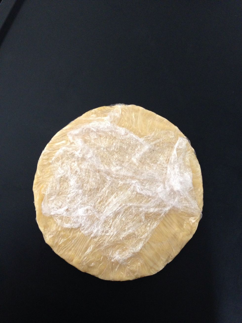 Close z cling film and refrigerate .You can leave it in z mould and refrigerate for at least 2 hrs but it will b perfect 4 up to 2 days..