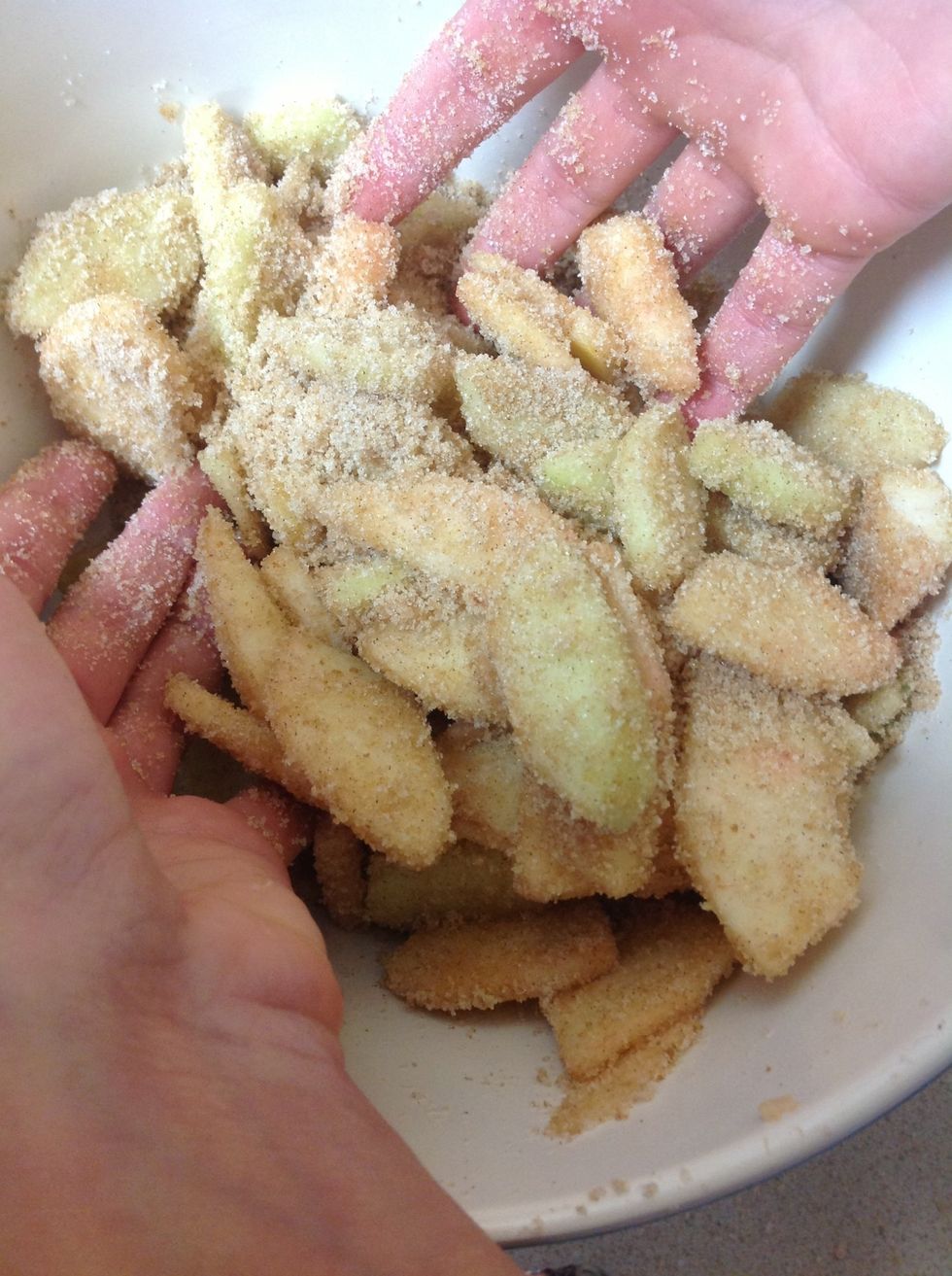 Coat apples with mixture