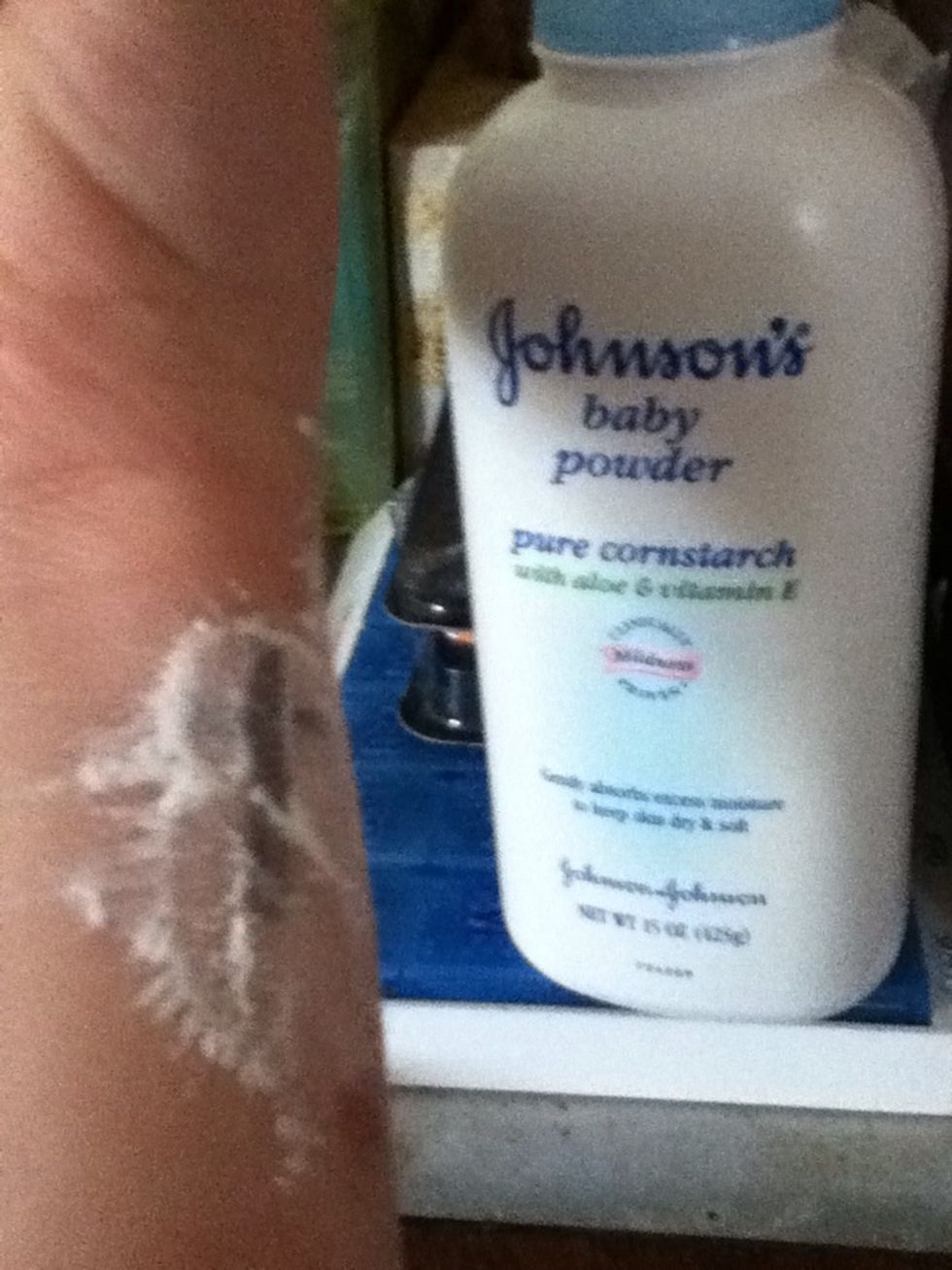 Coat with baby powder.