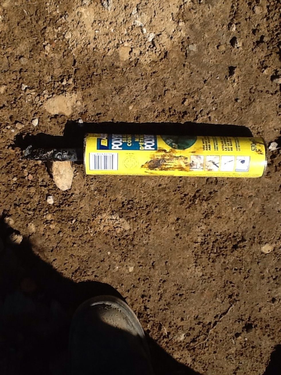 Cocking to help hold up blue skin