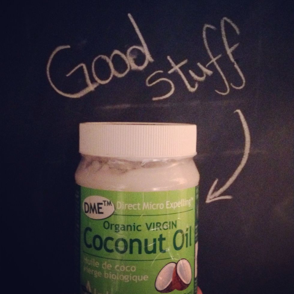 Coconut Oil is great for cooking with, moisturizing your skin and is also known to kill bacteria. But did you know it can be an amazing natural mouthwash!?