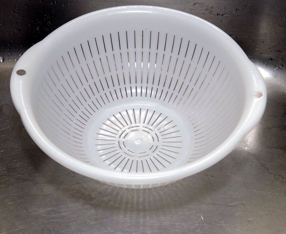 Colander  Used to wash items like strawberries  I can wash items using a colander