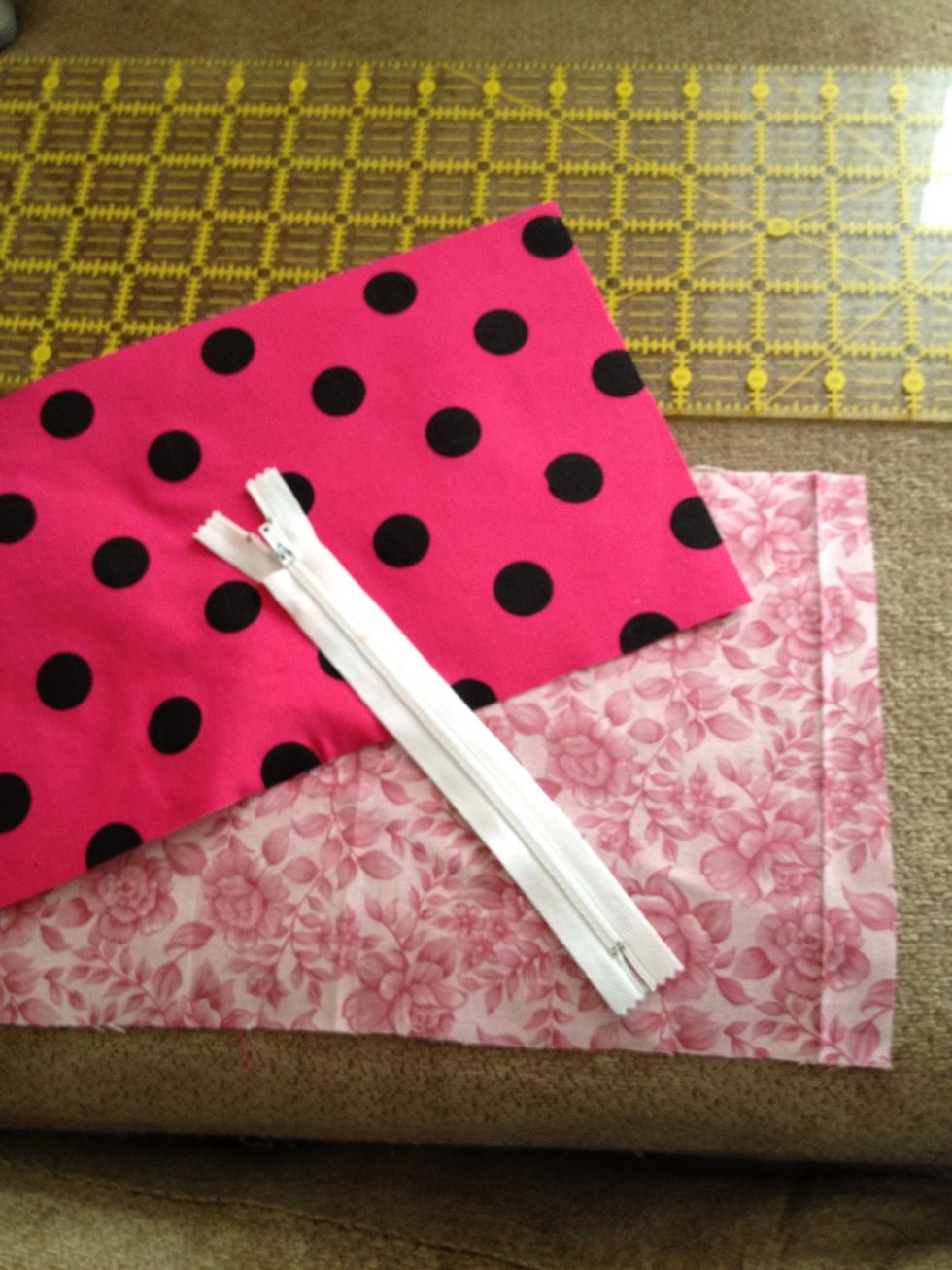 Collect supplies. The pink polka dotted fabric I interfaced before this project to its whitish on the wrong side. You can use an iron to iron out as you go. But im to lazy to iron.