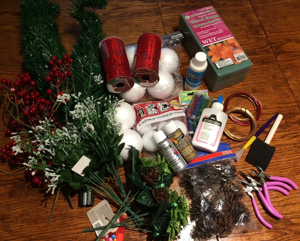 Collect your supplies. The plan is to add glitter to the styrofoam balls and paint the pine cones. These two parts can be done a day in advance or buy glittered balls and painted pine cones.