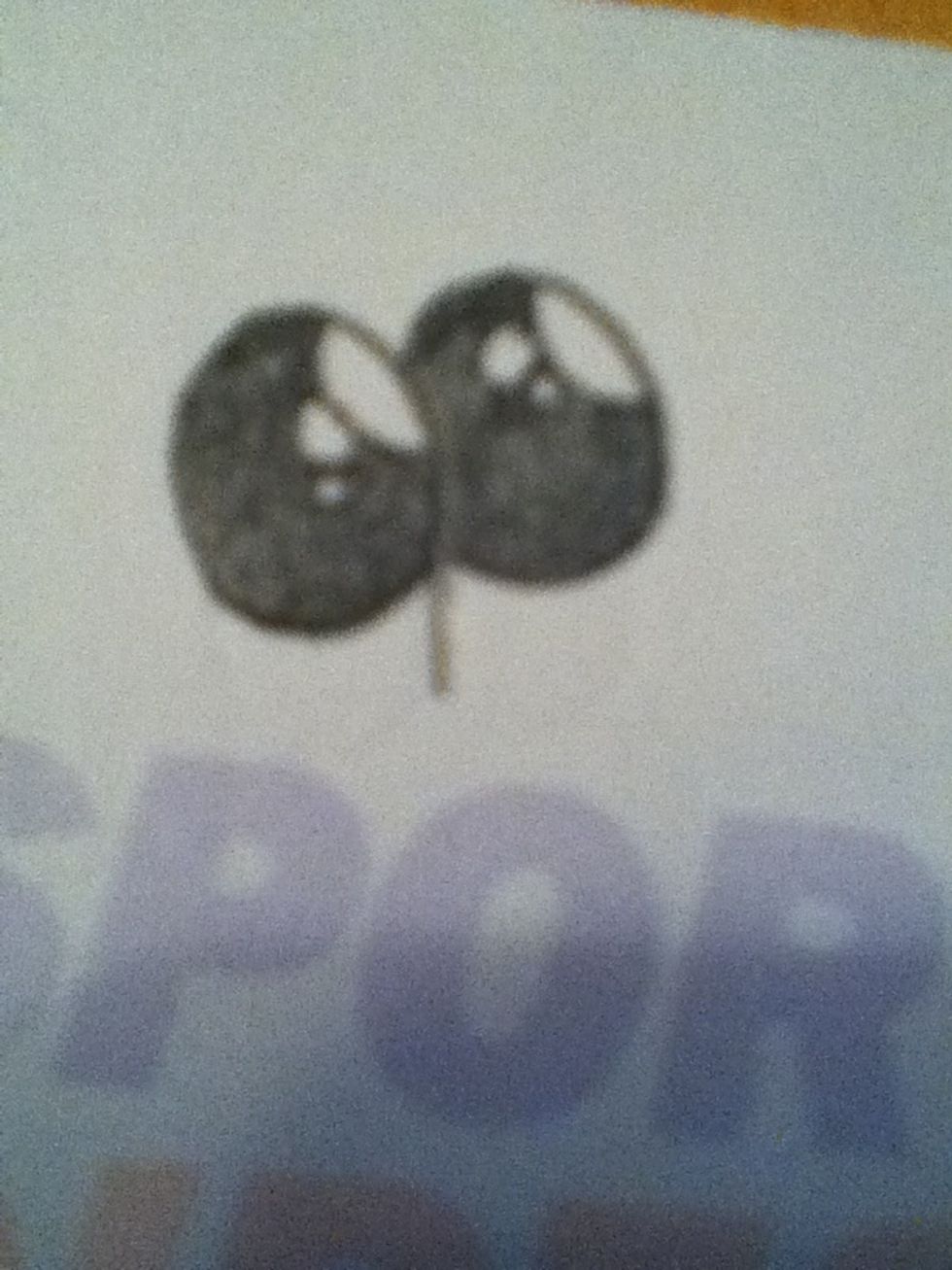 Colour it in and begin his nose