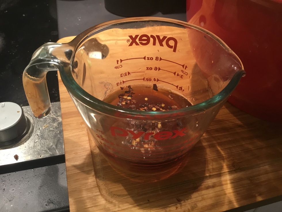 Combine 1/4cup of fish sauce with 1 clove of garlic, 2 tbsp of lime juice, 3 tsps of sugar, chilli flakes.