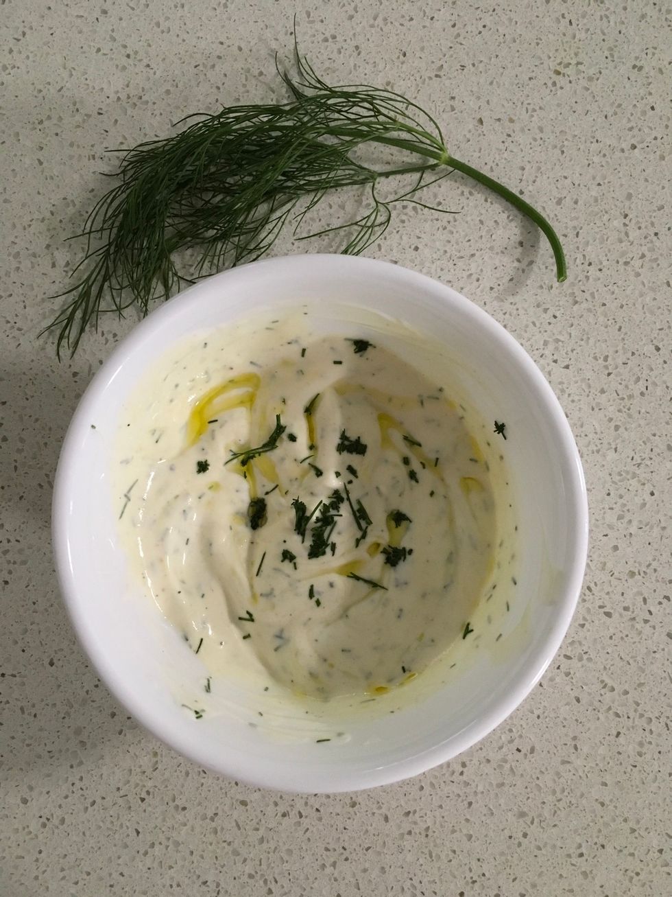 Combine 2tbs of sour cream, 1tsb of mayoinnaise, 1/2 tbs of honey mustard, blackpeppercorn, a pinch of salt to season, finely chop of dill and drizzle with an olive oil. Ready to serve\ud83d\ude2c