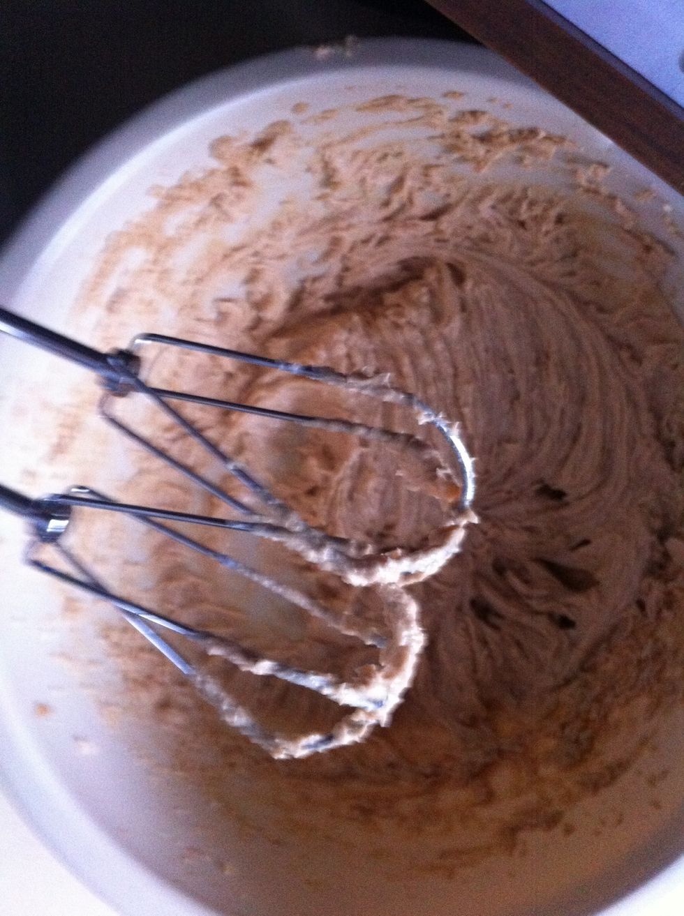 Combine brown sugar peanut butter shortening. Mix milk and vanilla. Beat at medium speed on electric mixture. Mix until well blended. Add egg. Beat until just blended