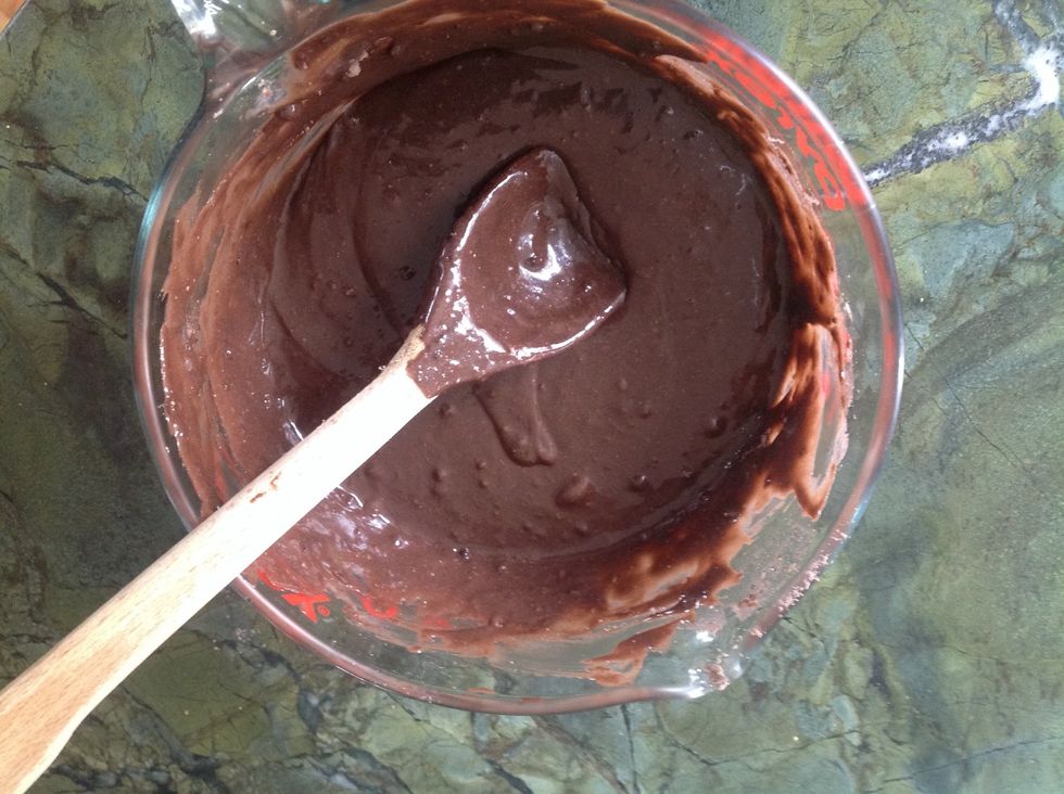 Combine cake mix, chocolate milk, oil, eggs, and instant coffee in a large bowl and mix.