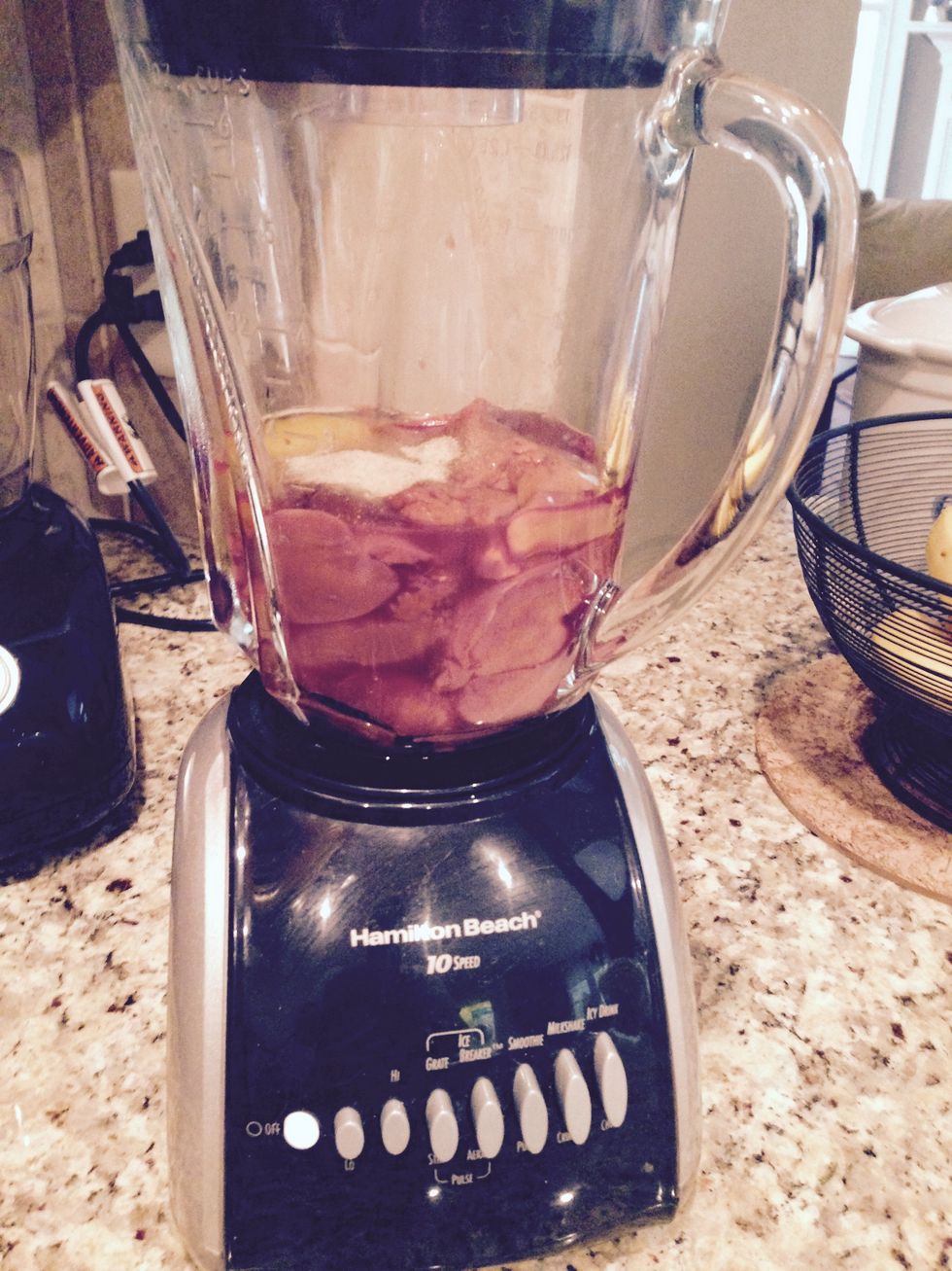 Combine liver, egg and garlic powder in blender. Puree until smooth.