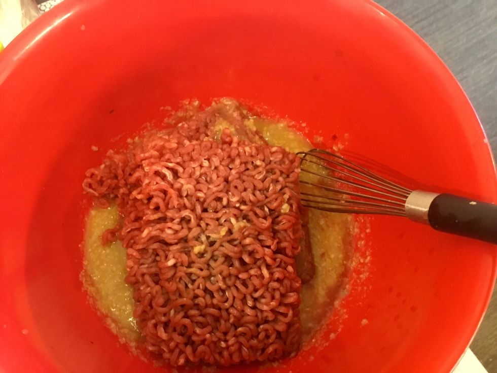 Combine mince with the marinade.