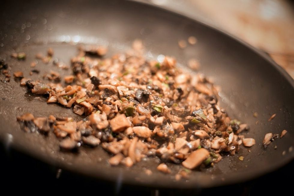 Combine mushrooms, chopped sage, 1 tablespoon olive oil, and salt and pepper over medium/high heat until browned, about 5 minutes.
