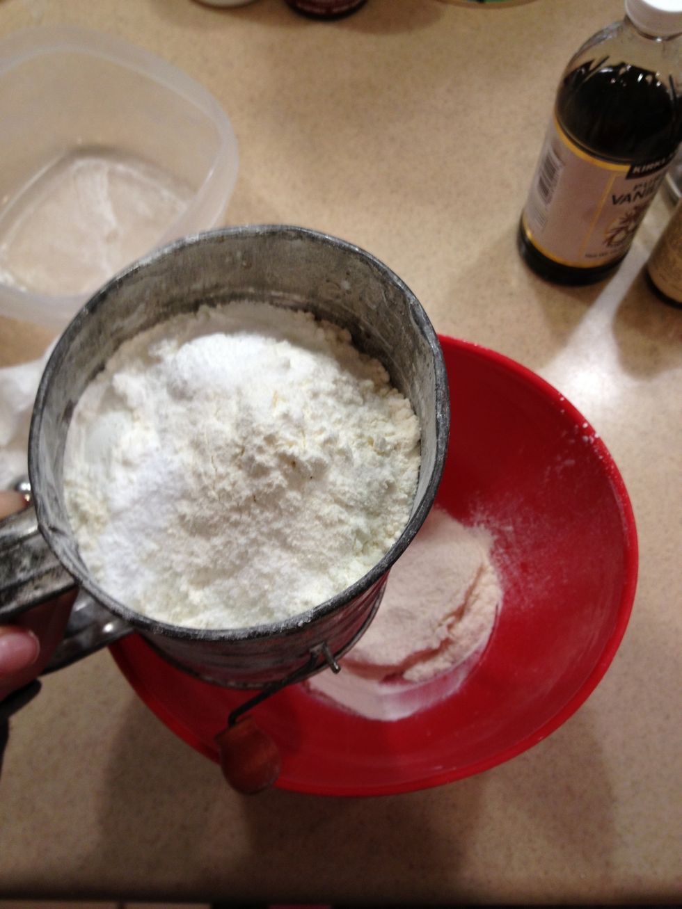 Combine the flour, cornstarch, baking powder, baking soda, and salt in a medium bowl and set aside.