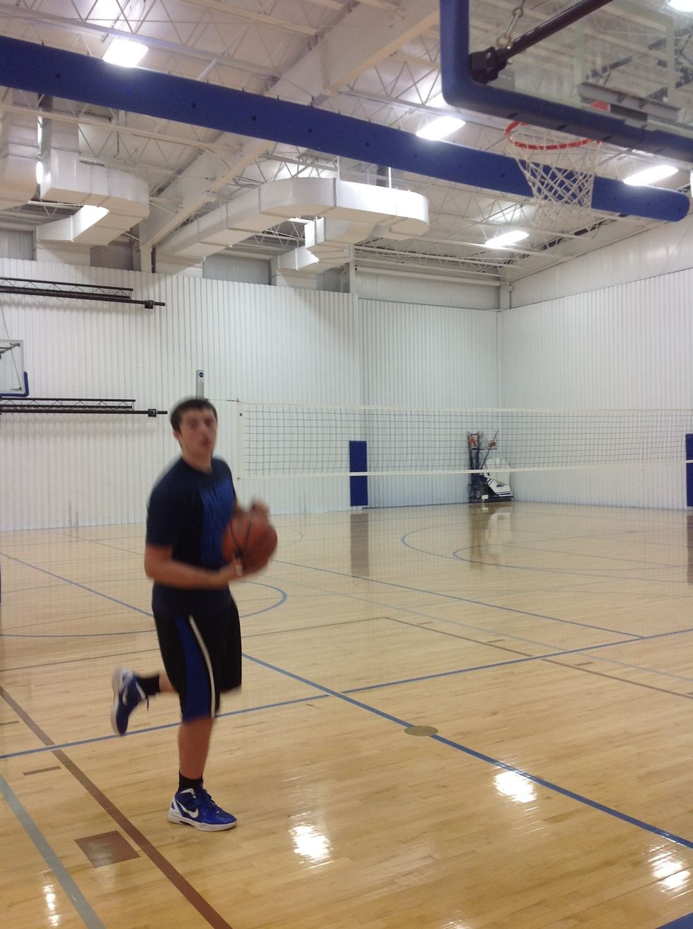 Come up off of your right foot.