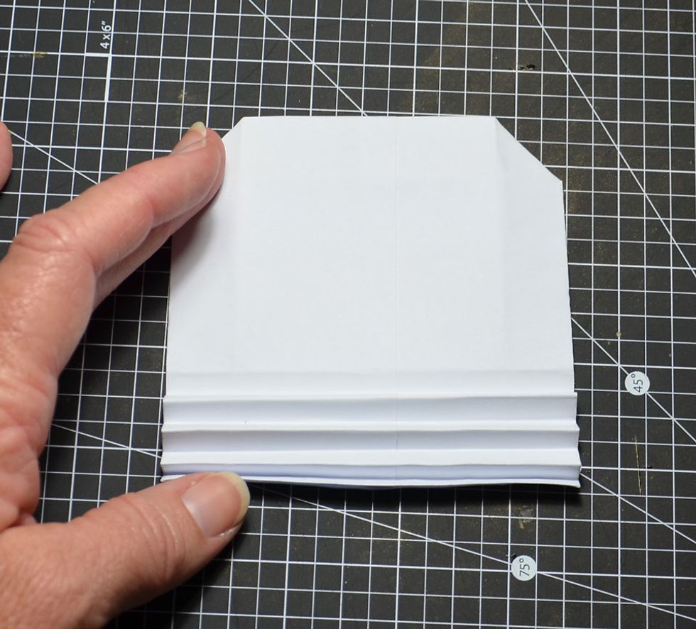 Concertina folding should look like this.