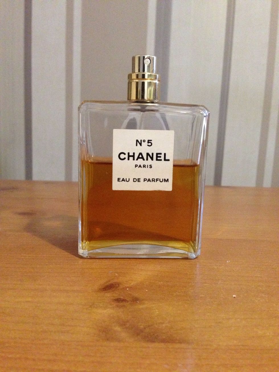 Considered the best perfume in the world, N\u20225 by chanel Is a VERY unique scent, some hate it, some love it. But it is one of the worlds best selling perume.