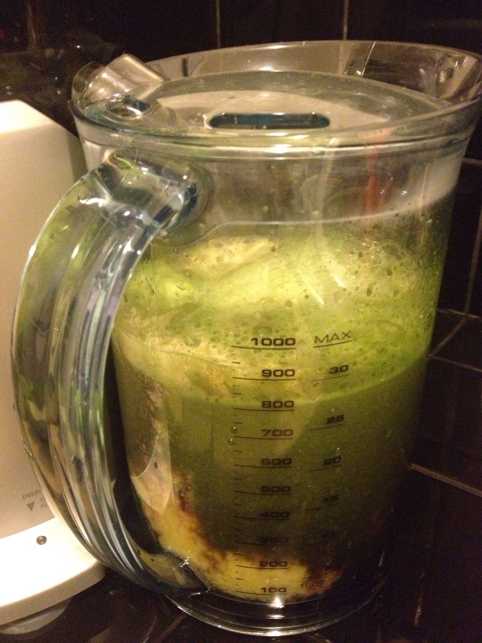 Contents should look like this. Next step add the most solid pieces last to the juicer. Beet and ginger go in.