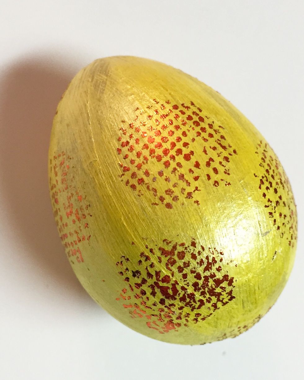 continue adding adhesive dots and covering them with foil until you are happy with the design. if any sticky areas remain, just rub over with the foil sheet. the foil sheet can be used multiple times.