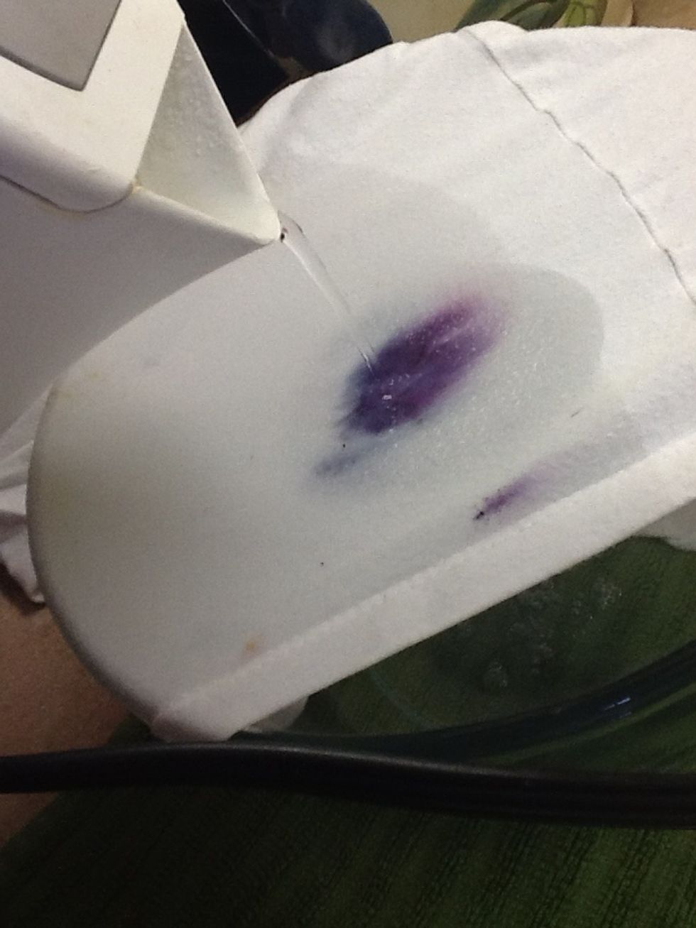 How to remove berry stains B+C Guides