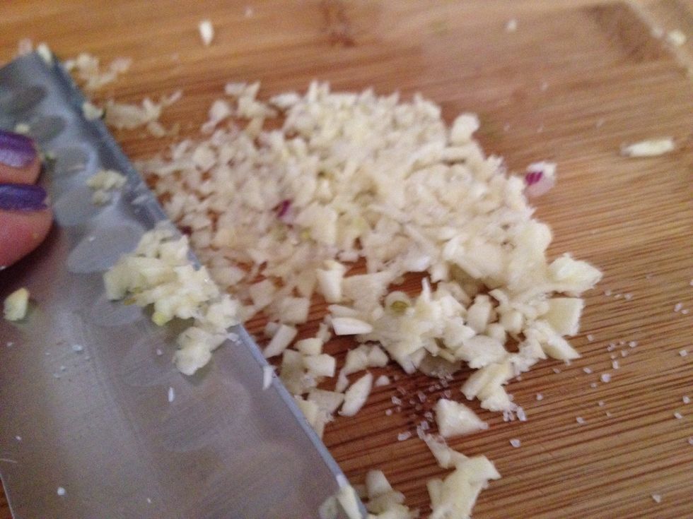 How Do You Press Garlic Without A Garlic Press How to smash garlic without a garlic press - B+C Guides