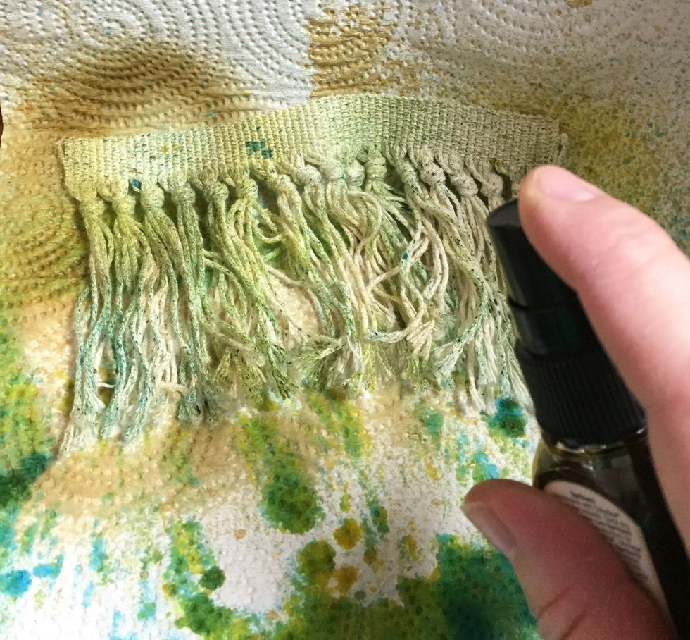 continue tinting using Grasshopper, Lemon Drop and Putty Dye Ink Spritzers. move fringe to expose more uninked areas as you work. spritz both sides of the fringe.