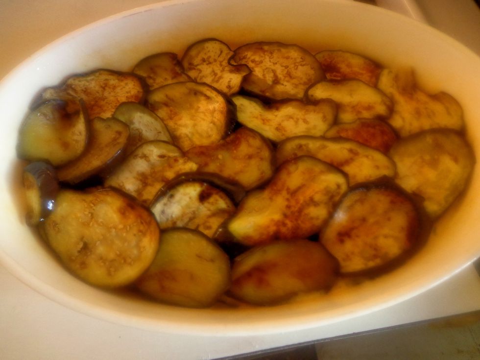 Continue to add layers and savoury white cheese sauce