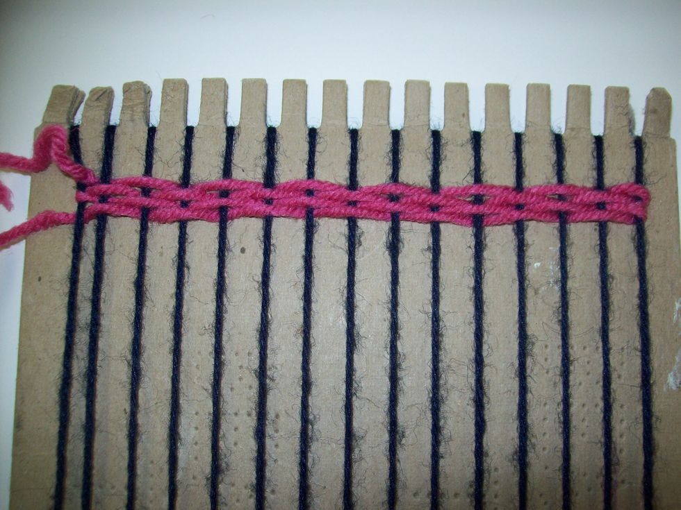 How to weave on a cardboard loom B+C Guides
