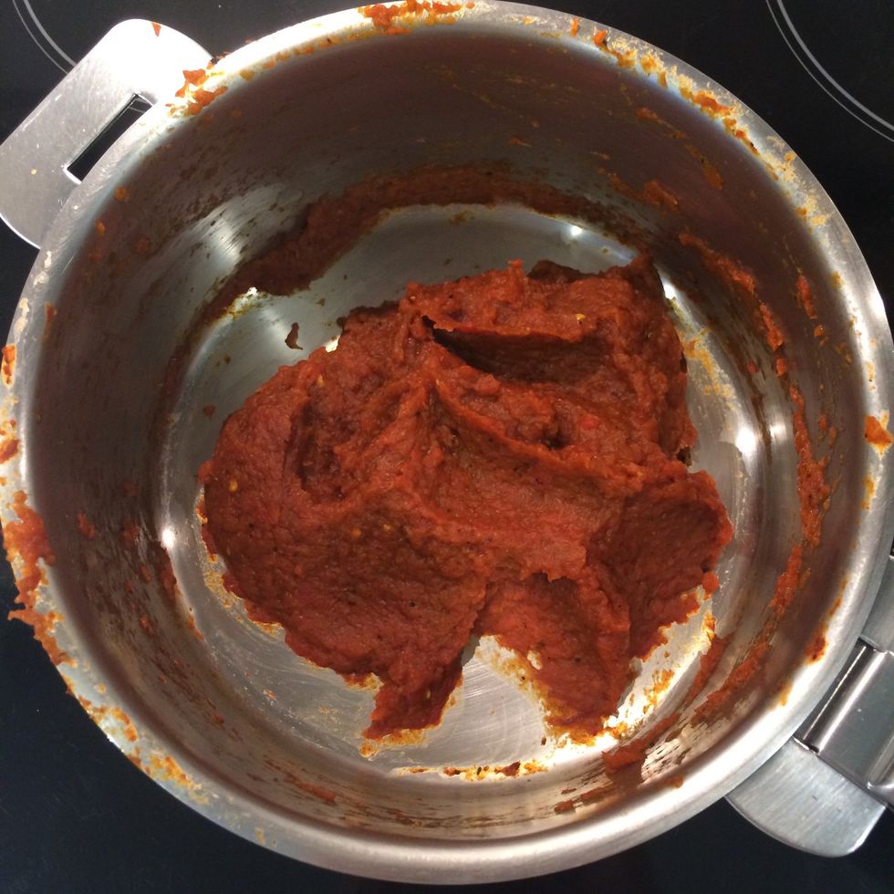 Cook 30 mins or until they become a thick paste.