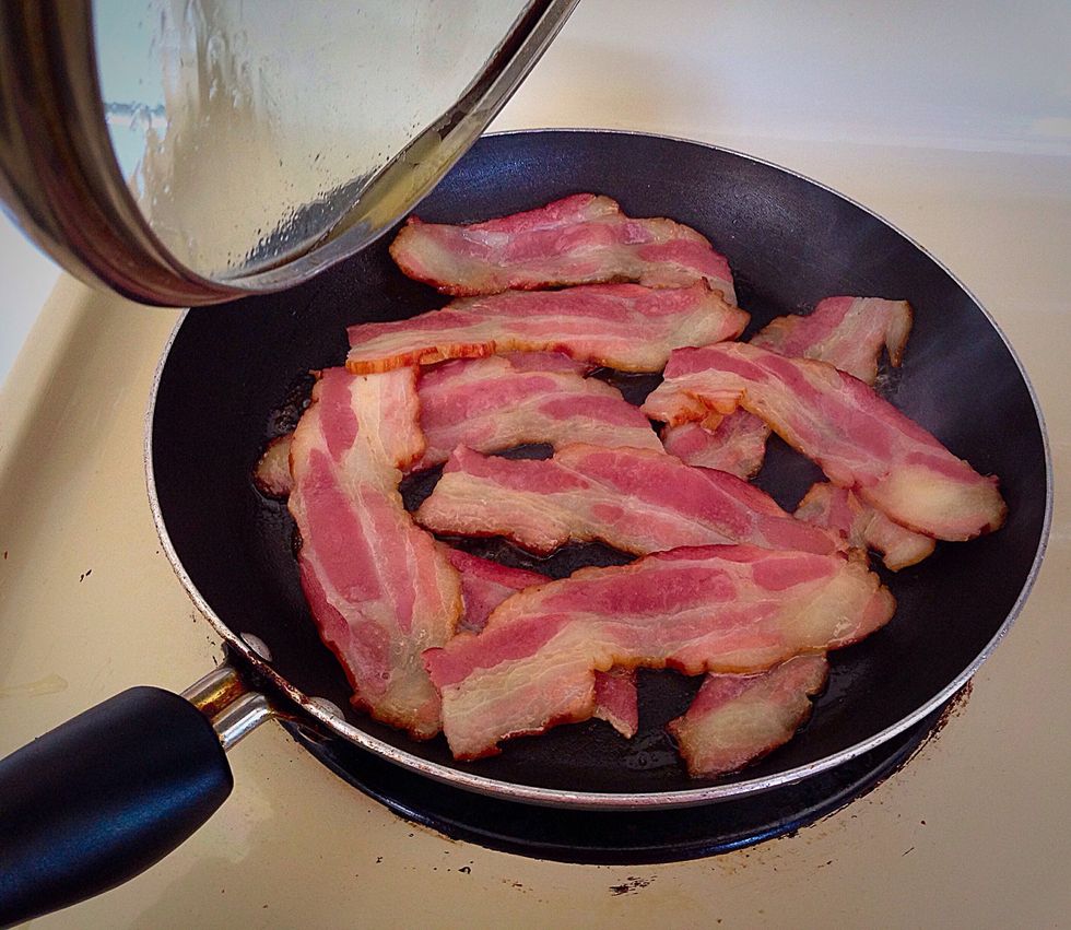Cook bacon