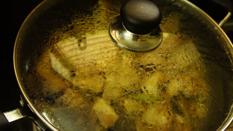 Cook for 5-10 min in medium flame...placing the lid so that the chicken will be evenly cooked in steam inside...