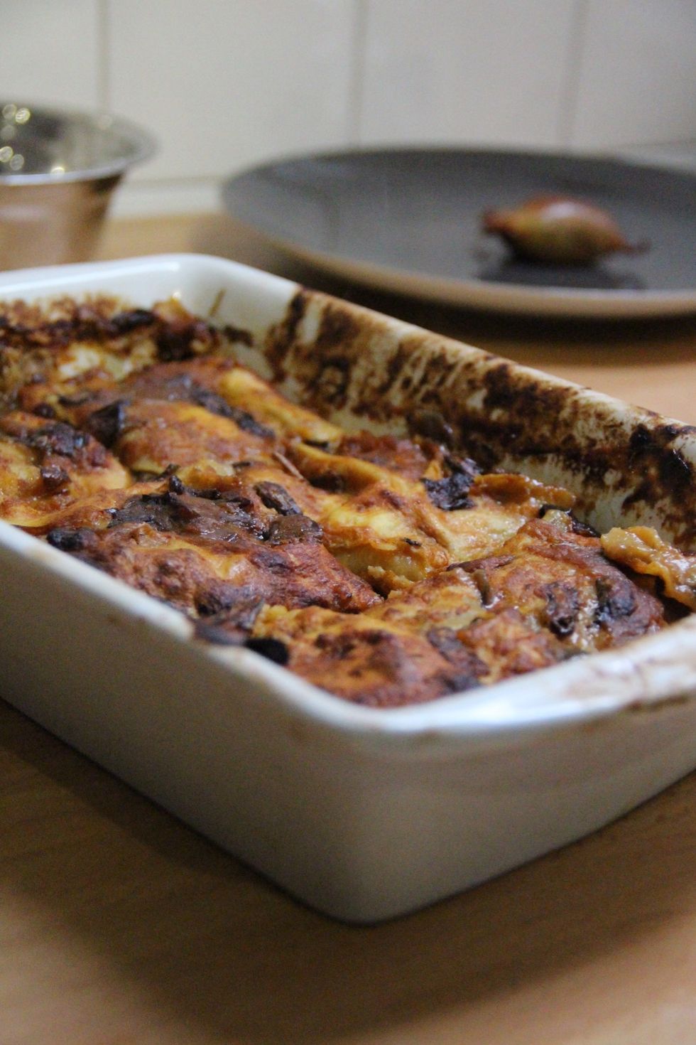 Cook in oven for 20 minutes at 200 degrees celsius till it turns a golden color