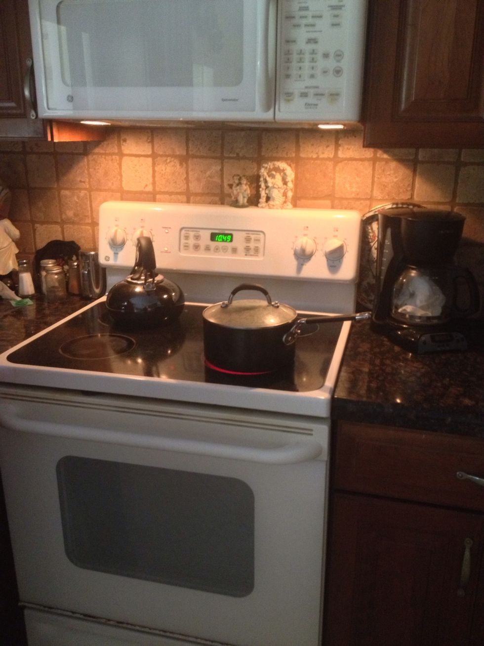 Cook on stove on high until boiling begins, then turn stove to low and cook slow for about an hour. Optional: put parsley in to boil with beans, remove when finished.