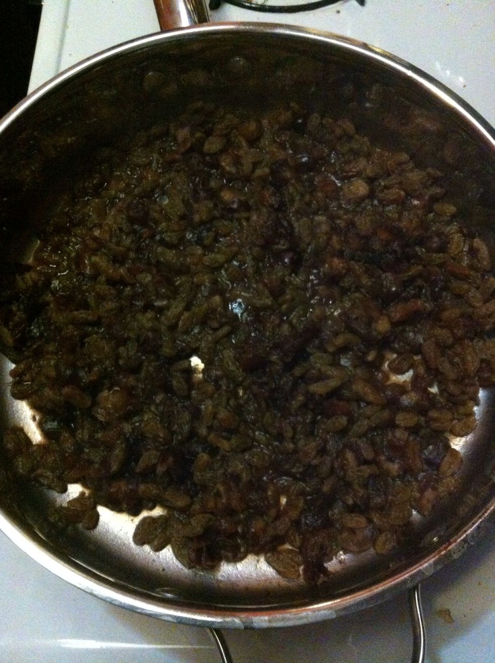 Cook on very low heat, stirring occasionally, until the dates fall apart into a mush and the mix thickens into a soft paste (15-25 minutes).