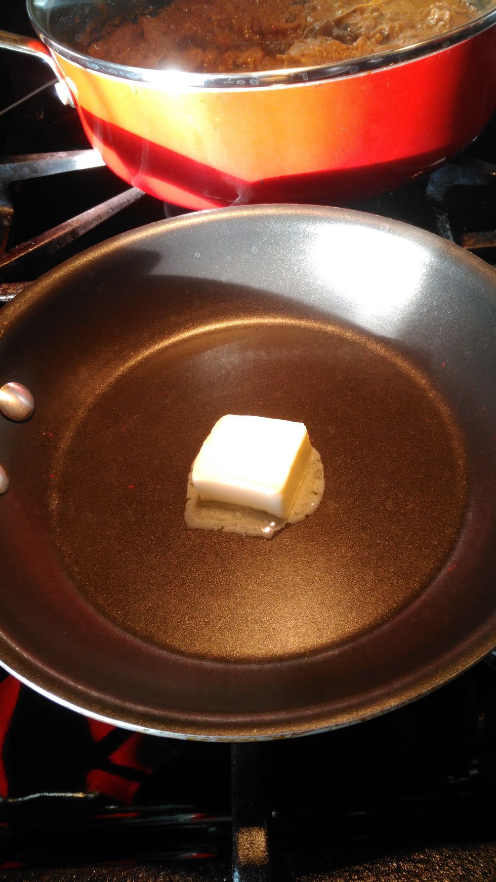 Cook Shrimp with Butter and Black Pepper