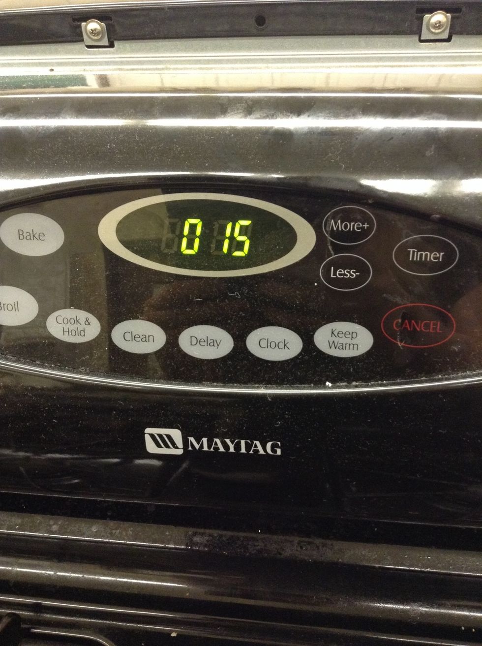 Cook spaghetti for 15 mims