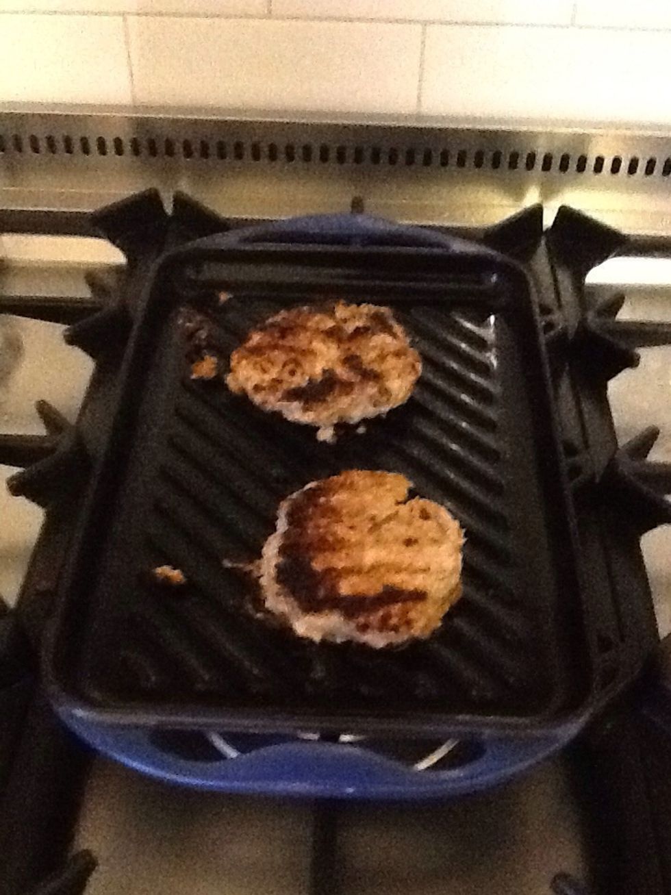 Cook the patties in a heavy based frypan on the stove or BBQ for around 8mins on each side.