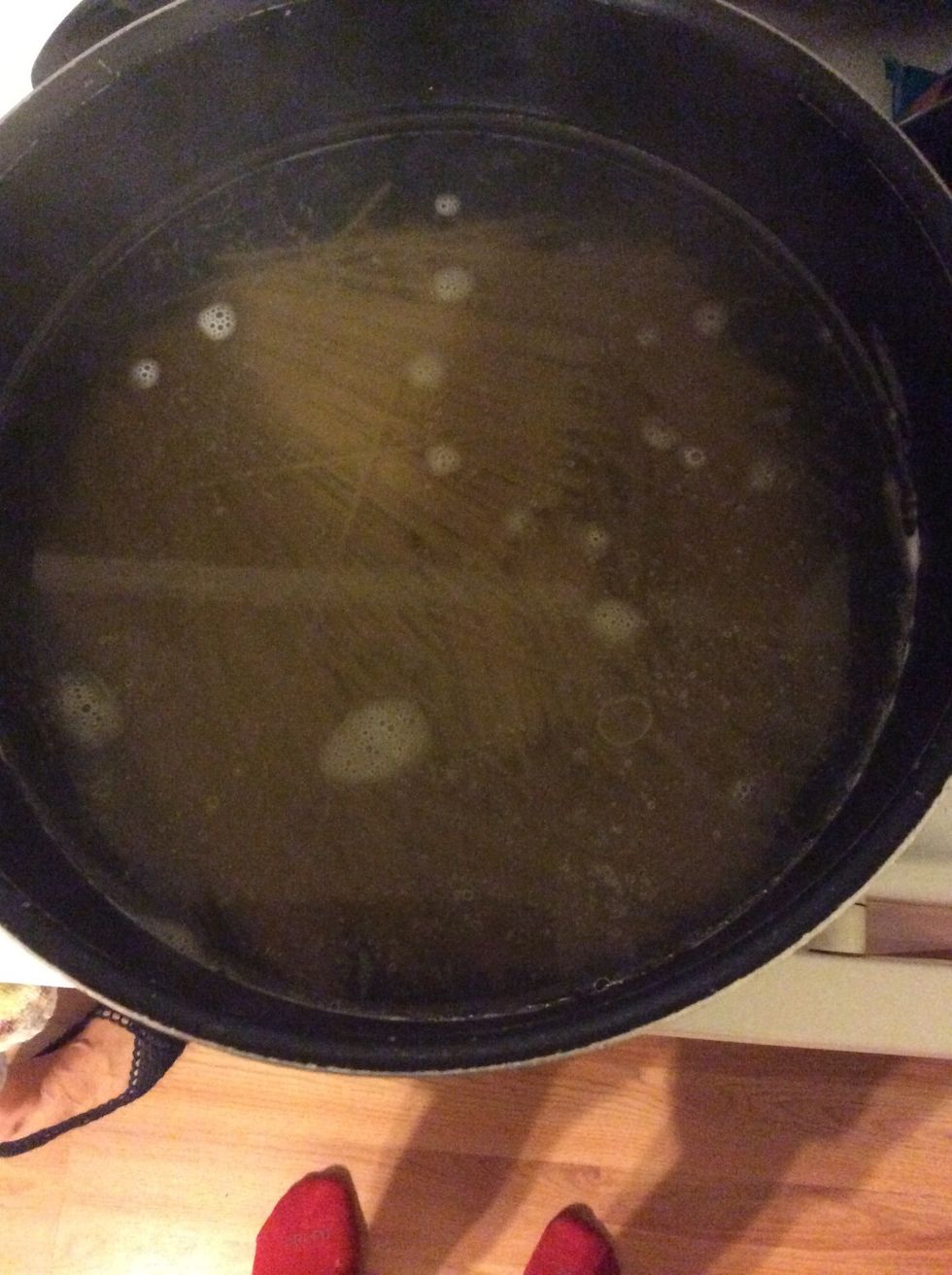 Cook the spaghetti in a pan of boiling salted water for 8 minutes or until al Dente.