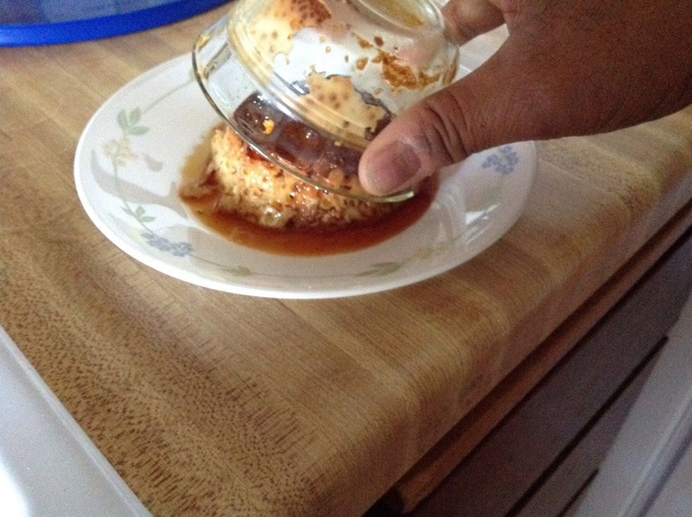 Cool at room temperature and refrigerate for at least 2 hours. Before serving carefully invert the cups on the serving plate.