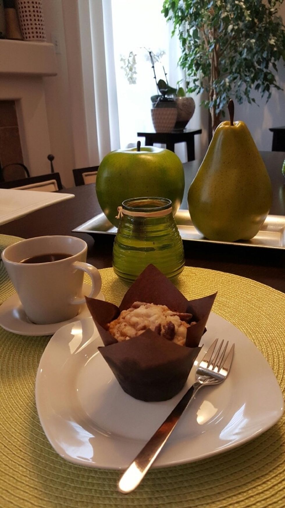 Cool for 5 minutes. Serve warm and enjoy your banana crunch muffins! \ud83d\ude0a