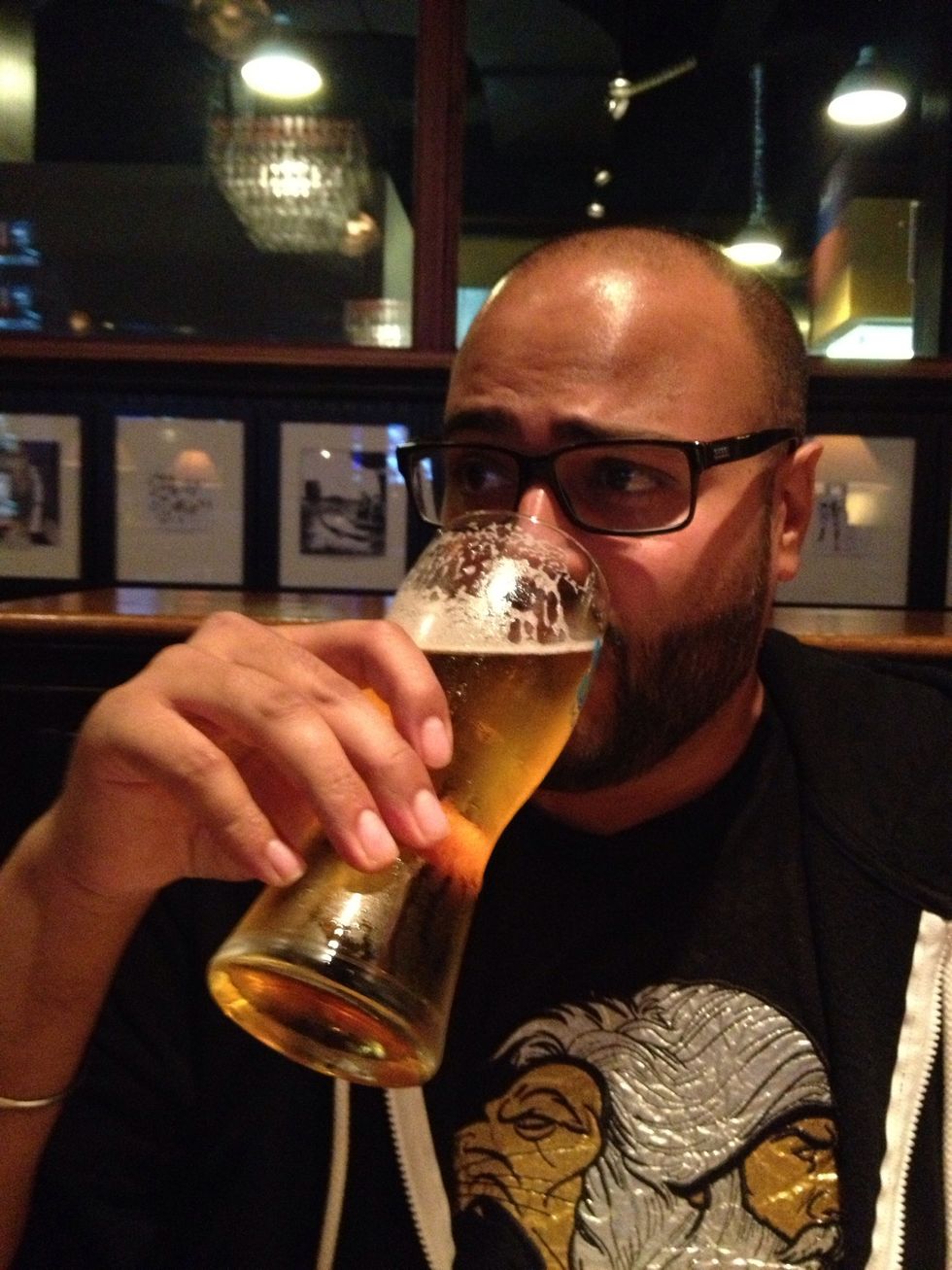 Cool off with a ice cold beer. Nachos and beer is the best combos. Good eats!