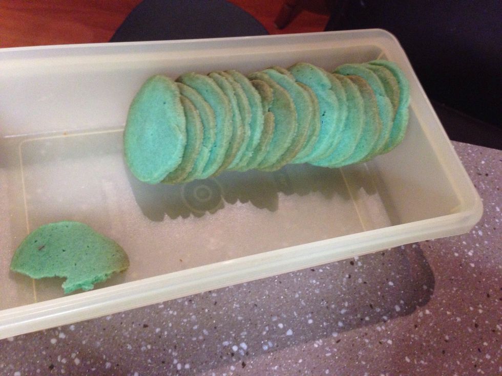 Cool, then store in an airtight container for up to 2 weeks (you can freeze baked cookies too)