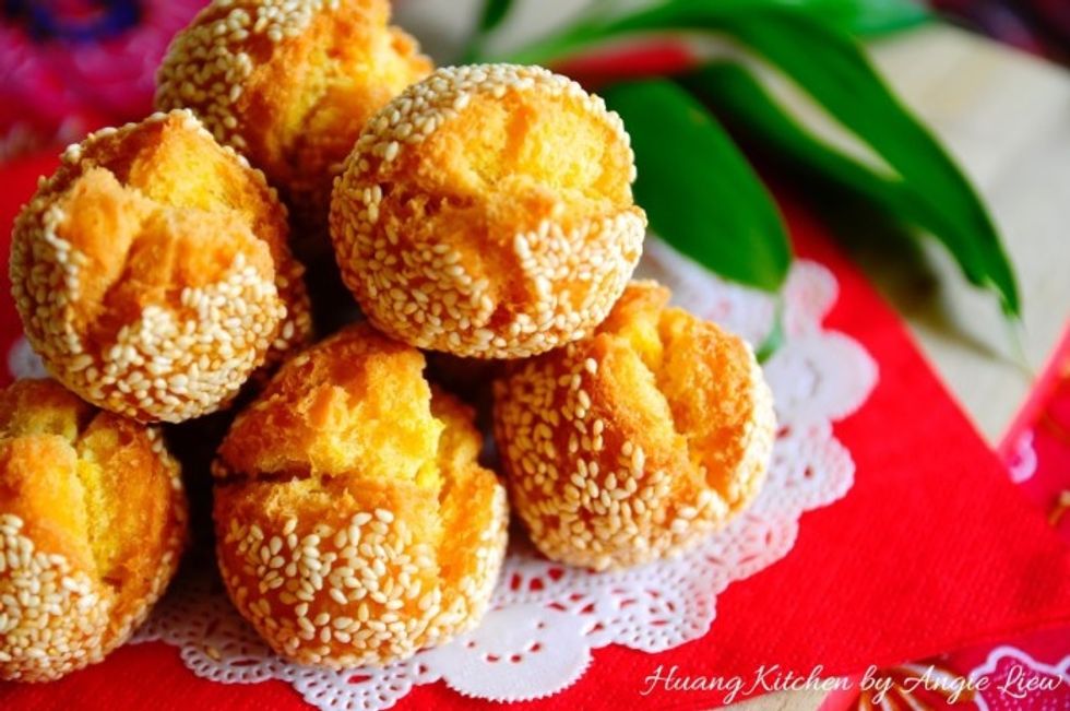 Cool thoroughly (about 15 minutes) so that they crisp up before serving with hot brewed tea. Enjoy! For more, subscribe to our youtube channel at https://www.youtube.com/watch?v=iFmf1_wkPf0