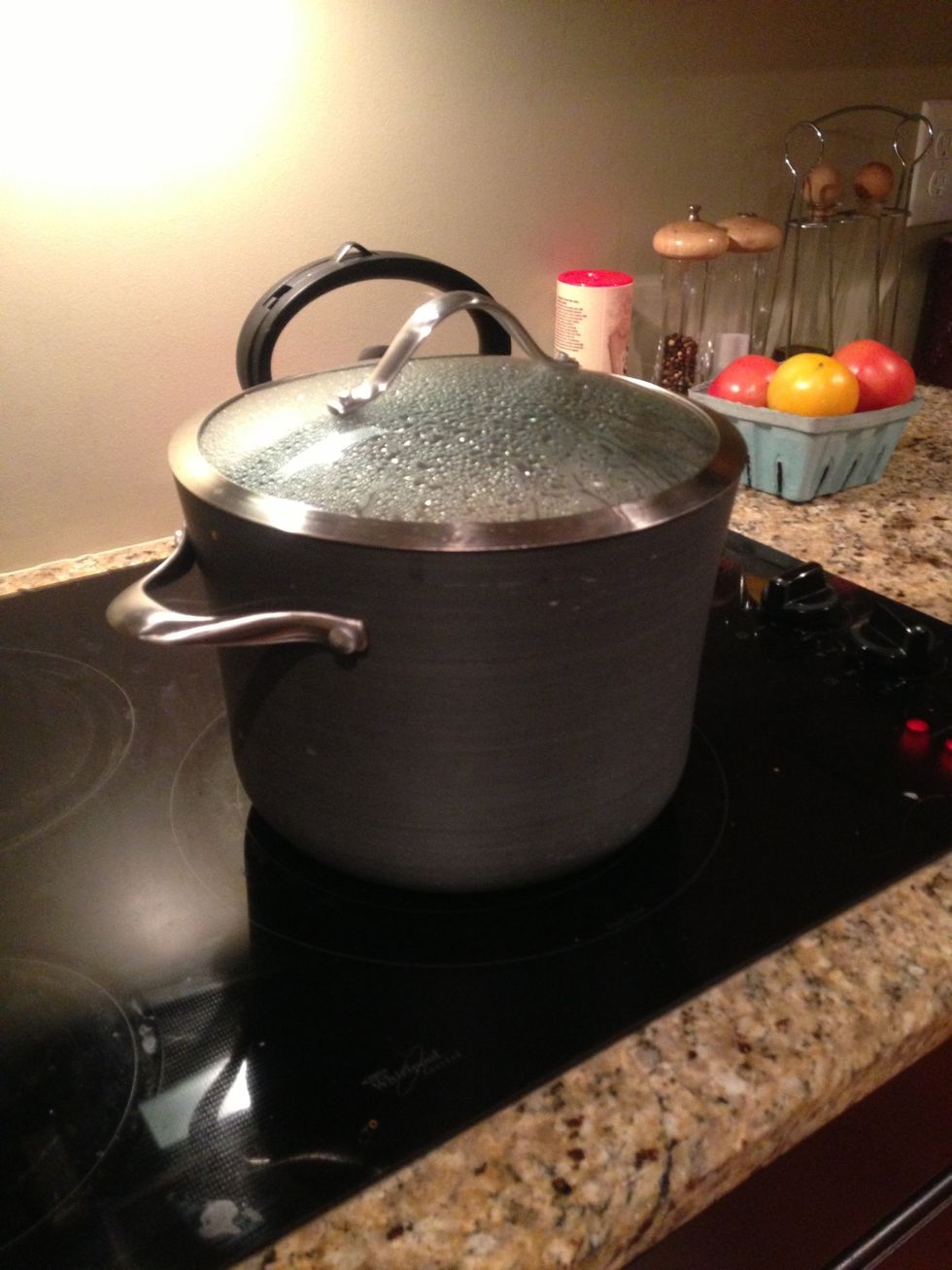 Cover and bring to a boil. Turn to med-low and cook for 45 min.