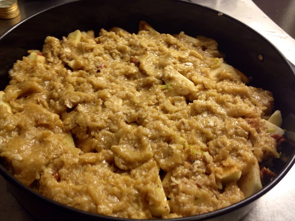Cover the apple slices with the dough. Cook in the oven for 30-40 minutes.