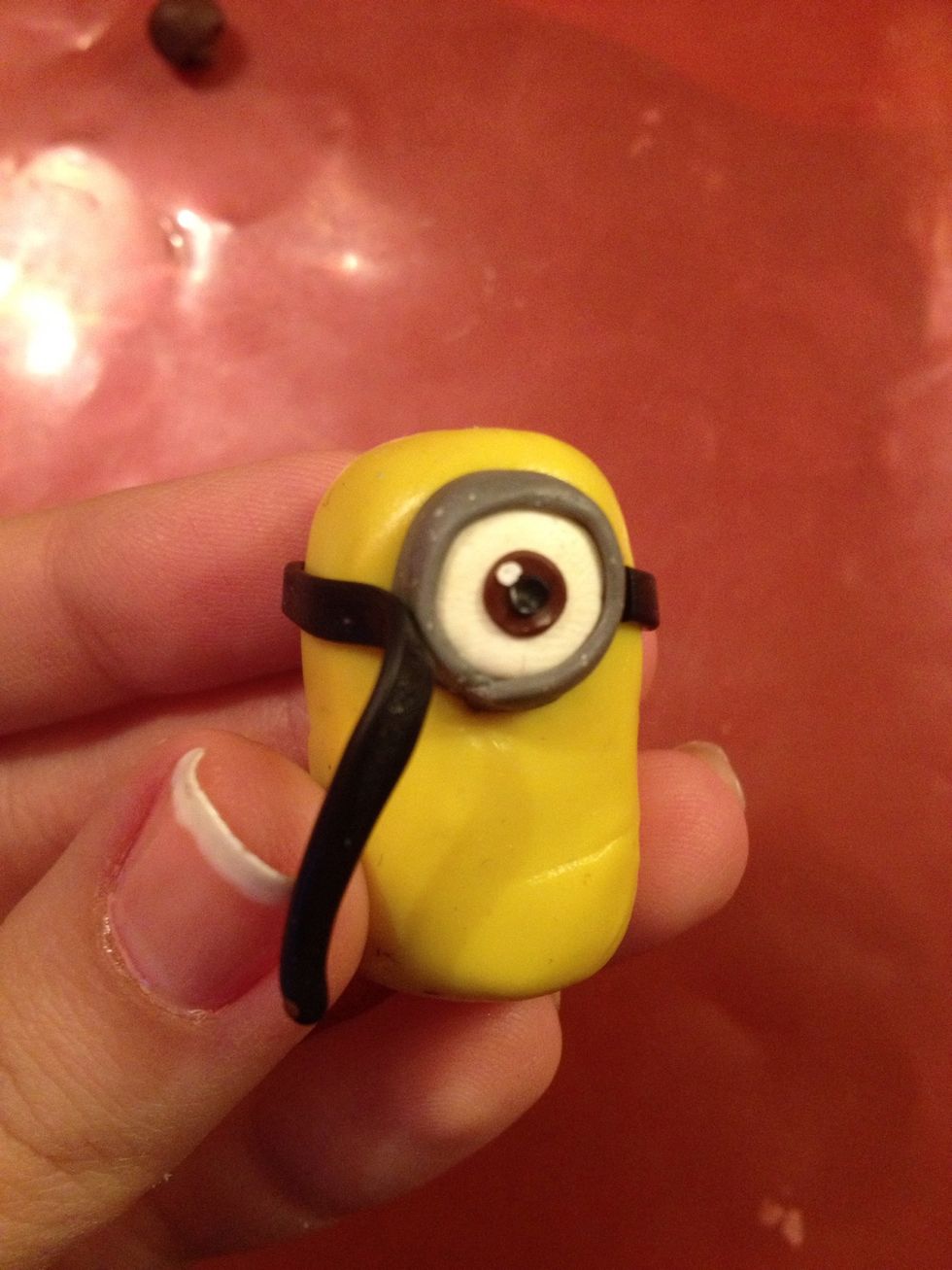 Cover the head of your minion and cut out the rest you don't need.