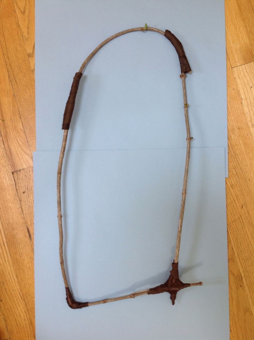 How to weave a tree on a tree branch loom. B+C Guides